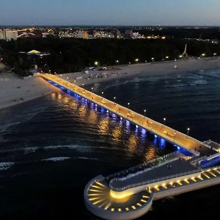 Nadmorskie Tarasy - D213 Z Garazem Lägenhet